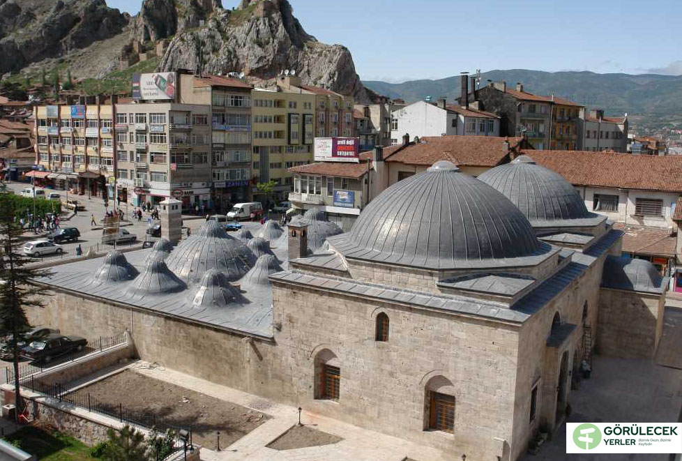 Ali Paşa Camii ve Hamamı