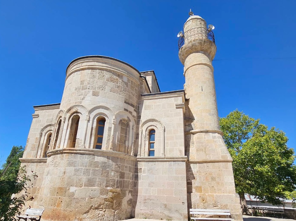 Fisandon Kilise Camii
