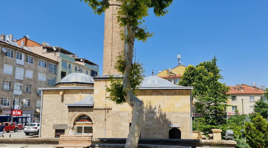Yunus Emre Camii